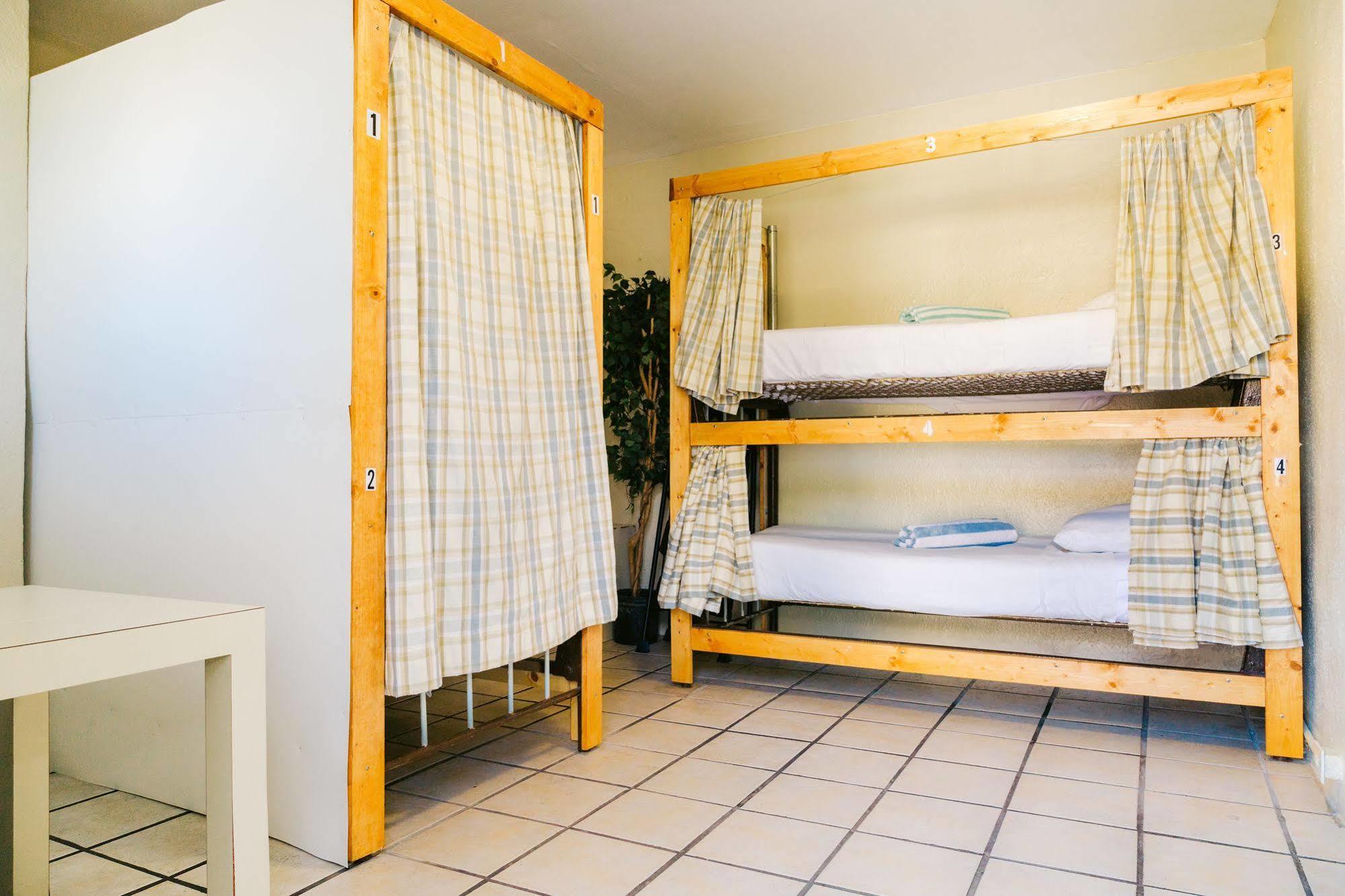 Seashell Motel And International Hostel Key West Buitenkant foto
